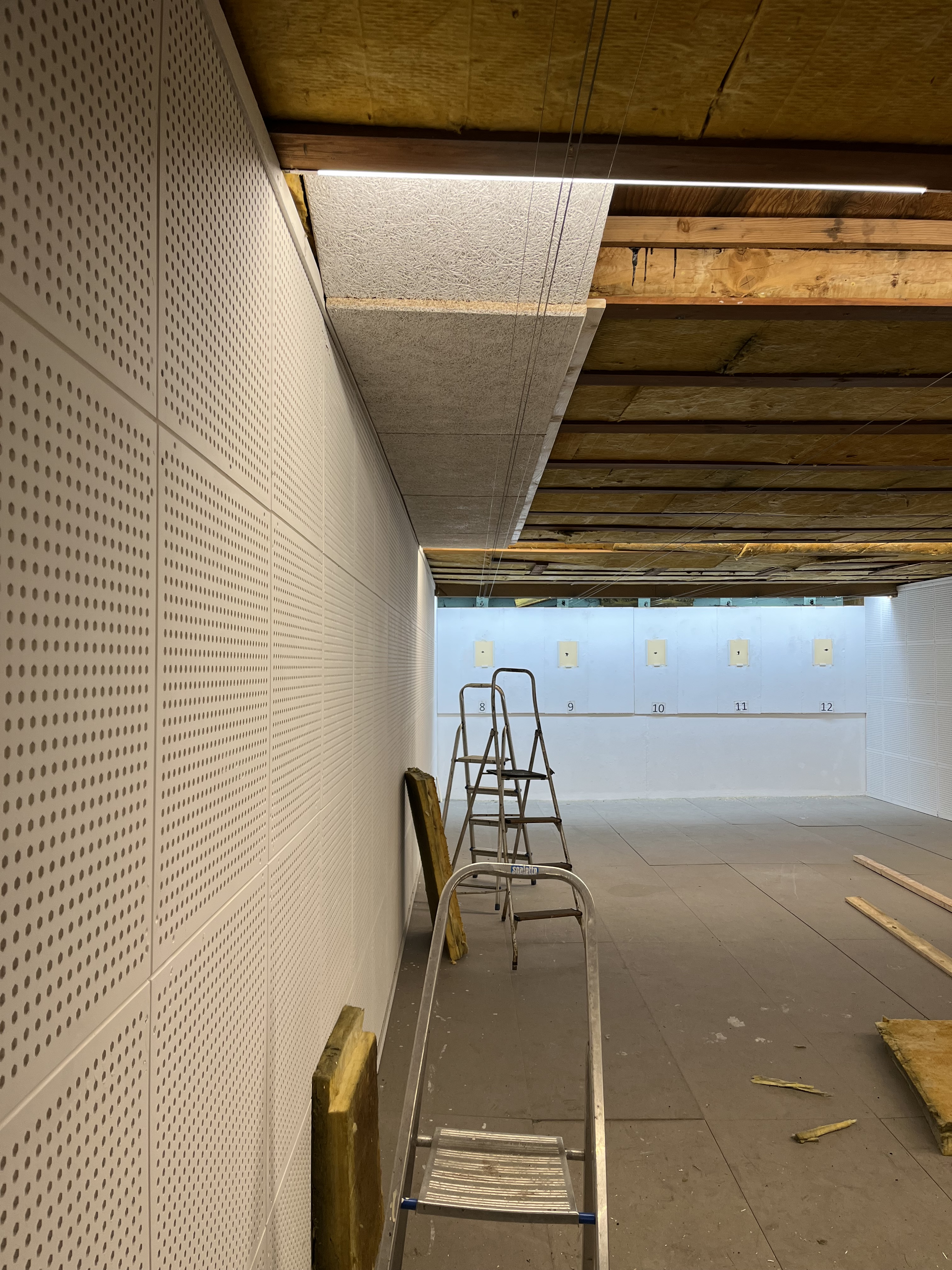 En del af renoveringen bestod i renovering af loftet